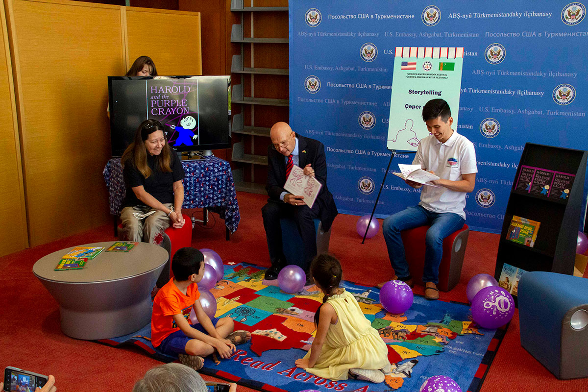 Festival of a book translated from English into Turkmen